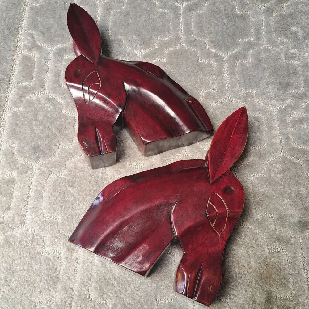 VINTAGE Hand Carved PRIMITIVE Wood Horse Head Book Ends MCM Equestrian Decor